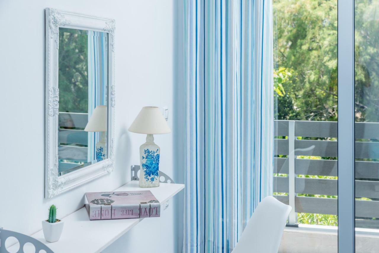 Villa Iceberg Kalamaki  Ngoại thất bức ảnh