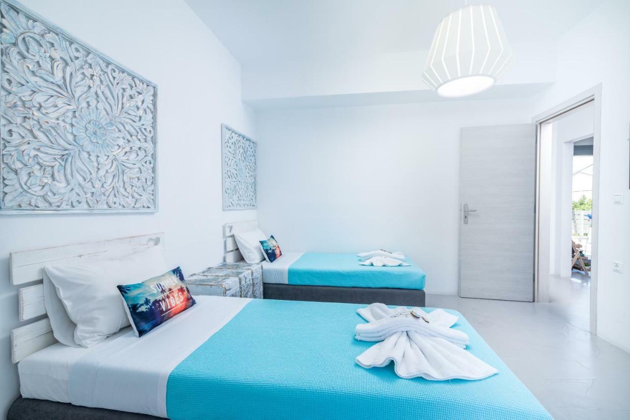 Villa Iceberg Kalamaki  Ngoại thất bức ảnh