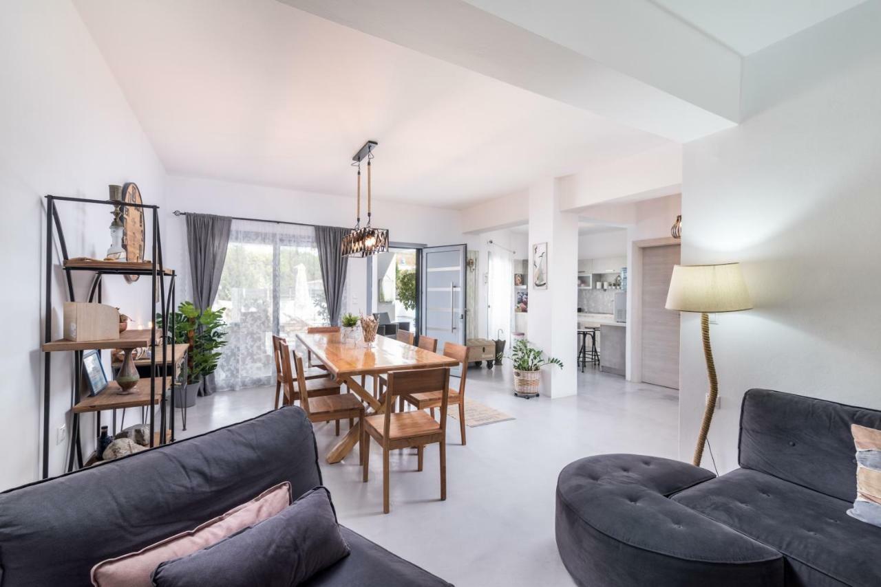 Villa Iceberg Kalamaki  Ngoại thất bức ảnh