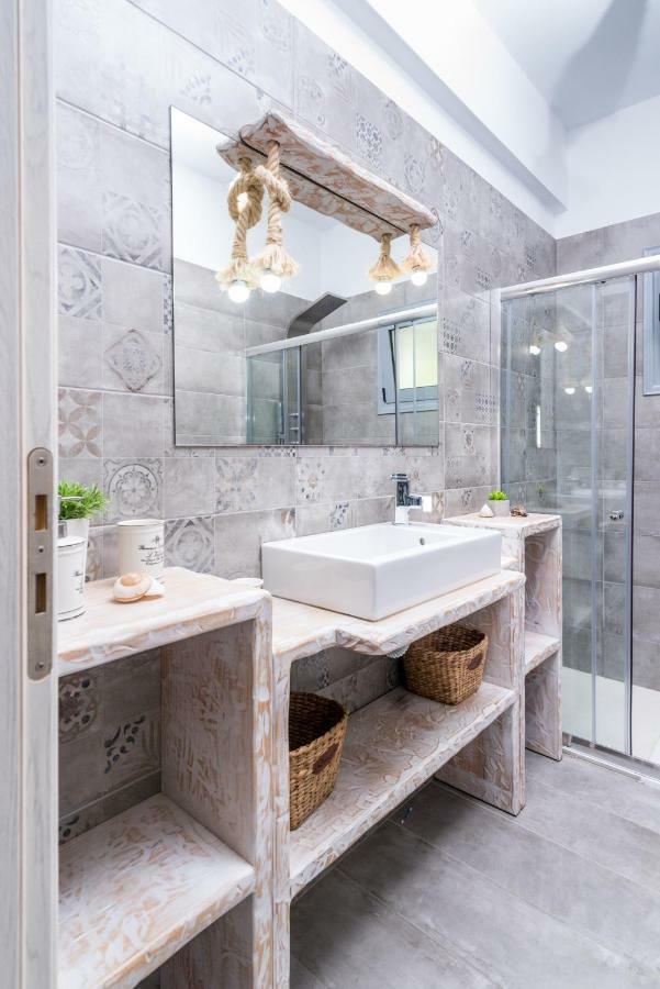 Villa Iceberg Kalamaki  Ngoại thất bức ảnh